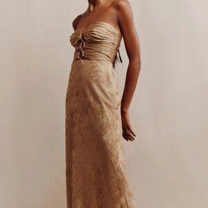 SHONA JOY: Royale Strapless Lace Up Maxi Dress